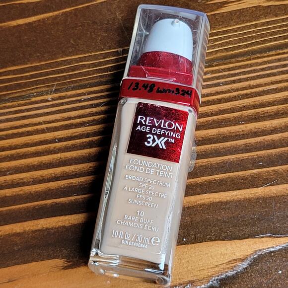 REVLON AGE DEFYING 3X Liquid Foundation SPF 20 - 10 BARE BUFF✨️NEW✨️ - Picture 1 of 8